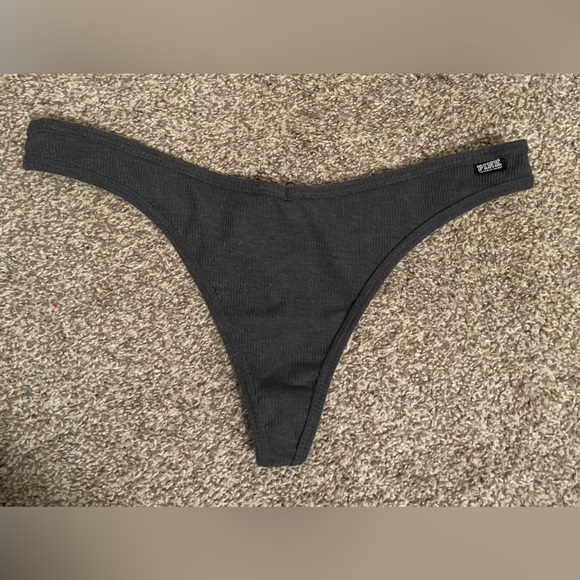 ✨Set of Two✨ PINK Panties - Picture 3 of 4